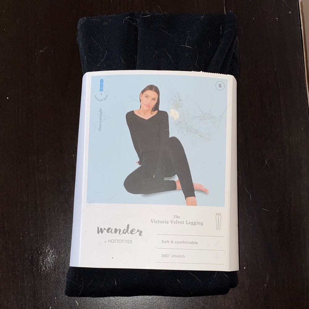 Wander by HotTotties Velvet Leggings